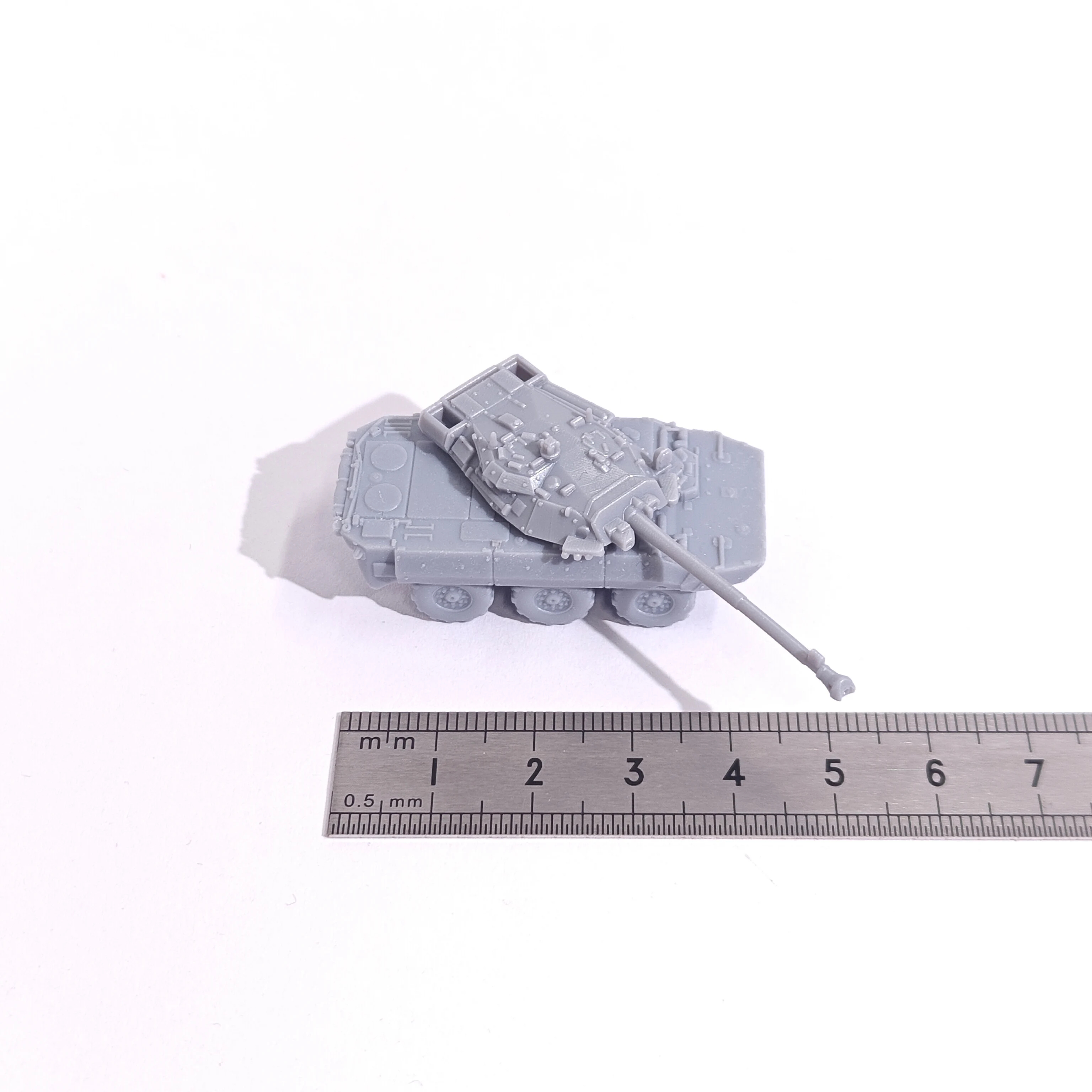Miniaturas não pintadas do destruidor de tanques AMX-10RCR em escala 1/144, kits de modelo em resina.