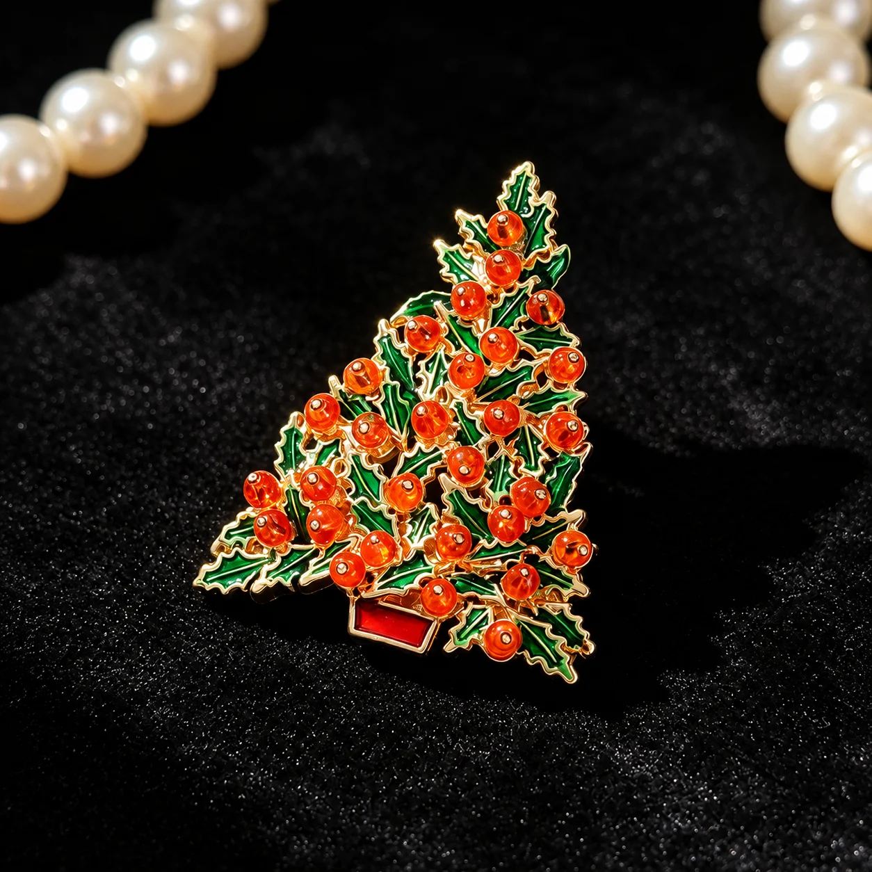 Back Pin Brooch Orange-Red Holly Leaves Brooch Tree Shape Brooch Christmas For Gift Giving Themed Parties Scarf