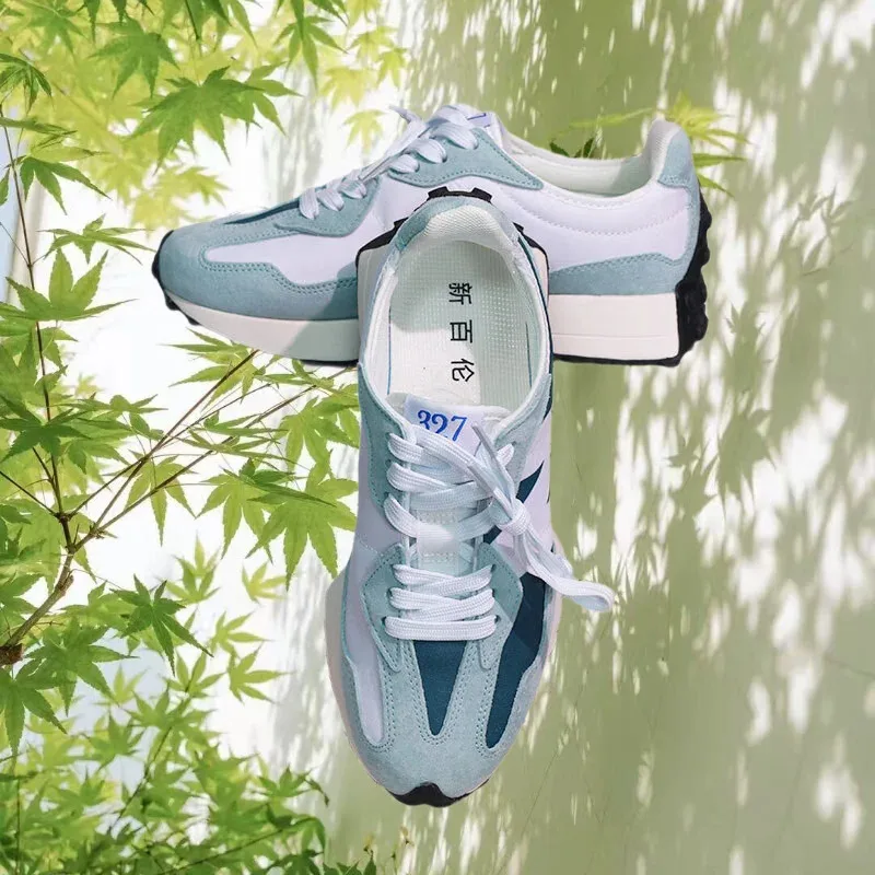 

Women's fashionable sports shoes, mesh soft soled comfortable running shoes, trendy and versatile couple running shoes