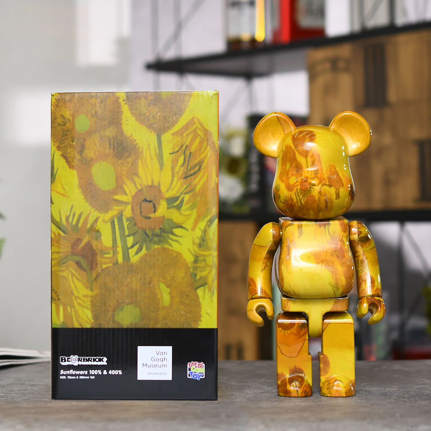 28cm Bearbrick Van Gogh 400% orso violento cielo notturno stellato statua decorazione Display giocattolo marea mano bambola Anime Blind Box regali