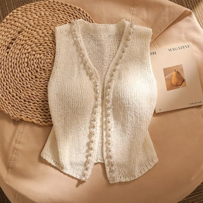 

2026 New Women‘s Pearl & Rhinestone Beaded Knit Vest Ivory V-Neck Sleeveless Waistcoat Summer Cropped Top