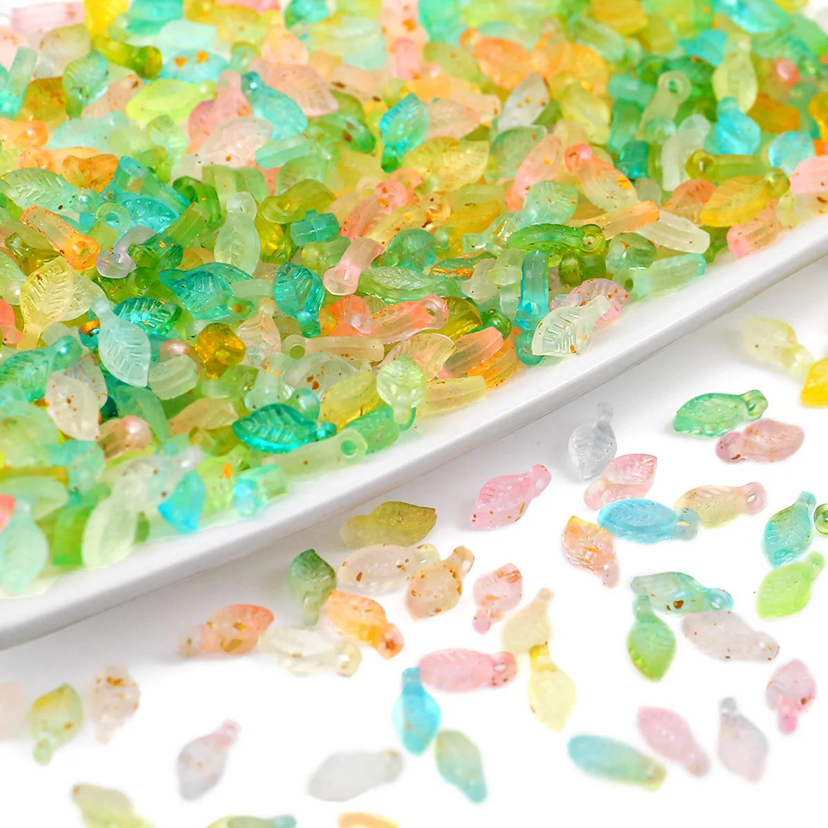 300pcs 5*10mm Leaves Shape Green color Acrylic Spaced Loose Beads For Jewelry Making Bracelet Necklace Eardrop DIY Accessories