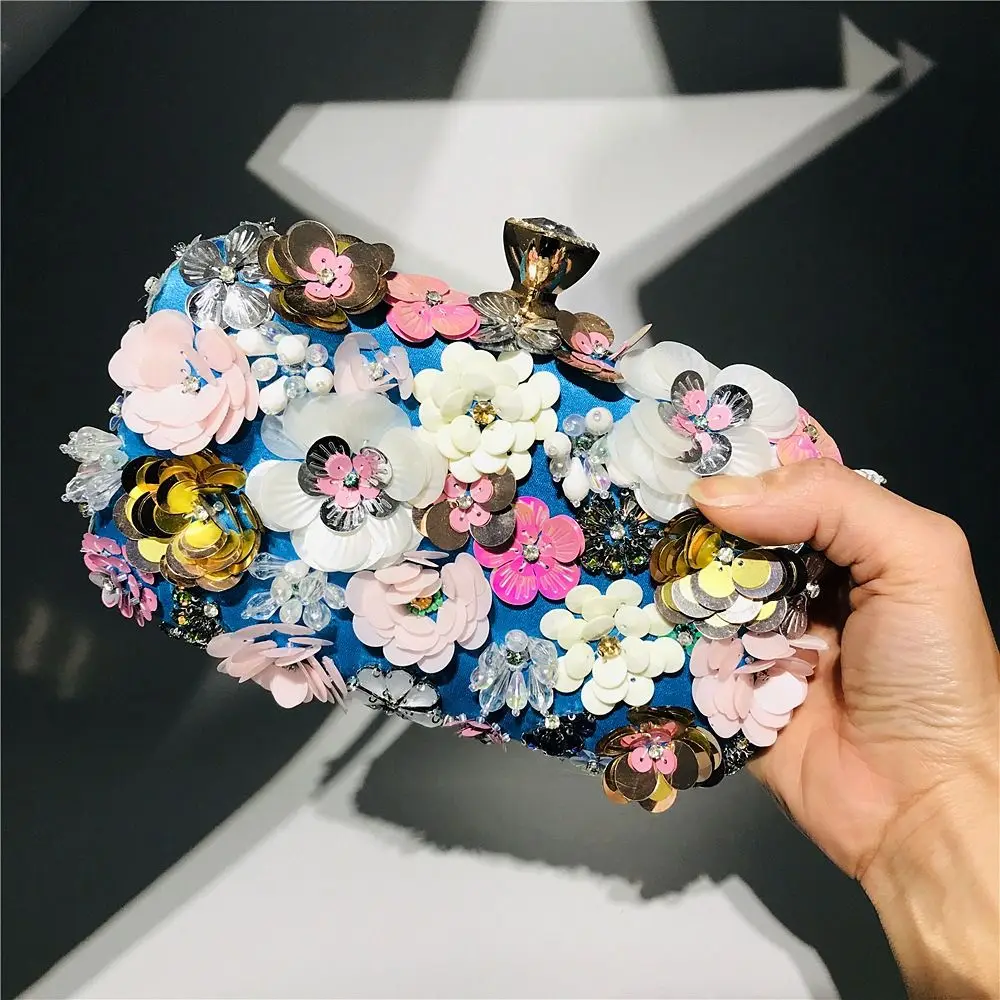 

Elegant 3D Beaded Flower Evening Bag Glitter Metal Handle Lady Handbags Rhinestone Small Clutch Bag