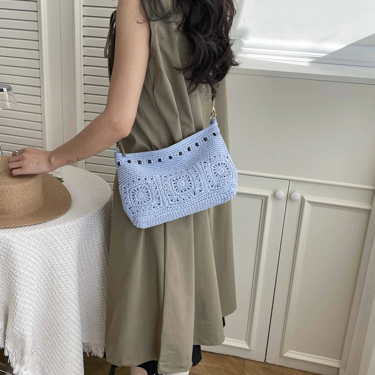 

2026 Summer Weaving Shoulder Crossbody Bags Elegant Women Hollow Out Beach Vacation Handbags For Travel Daily Use