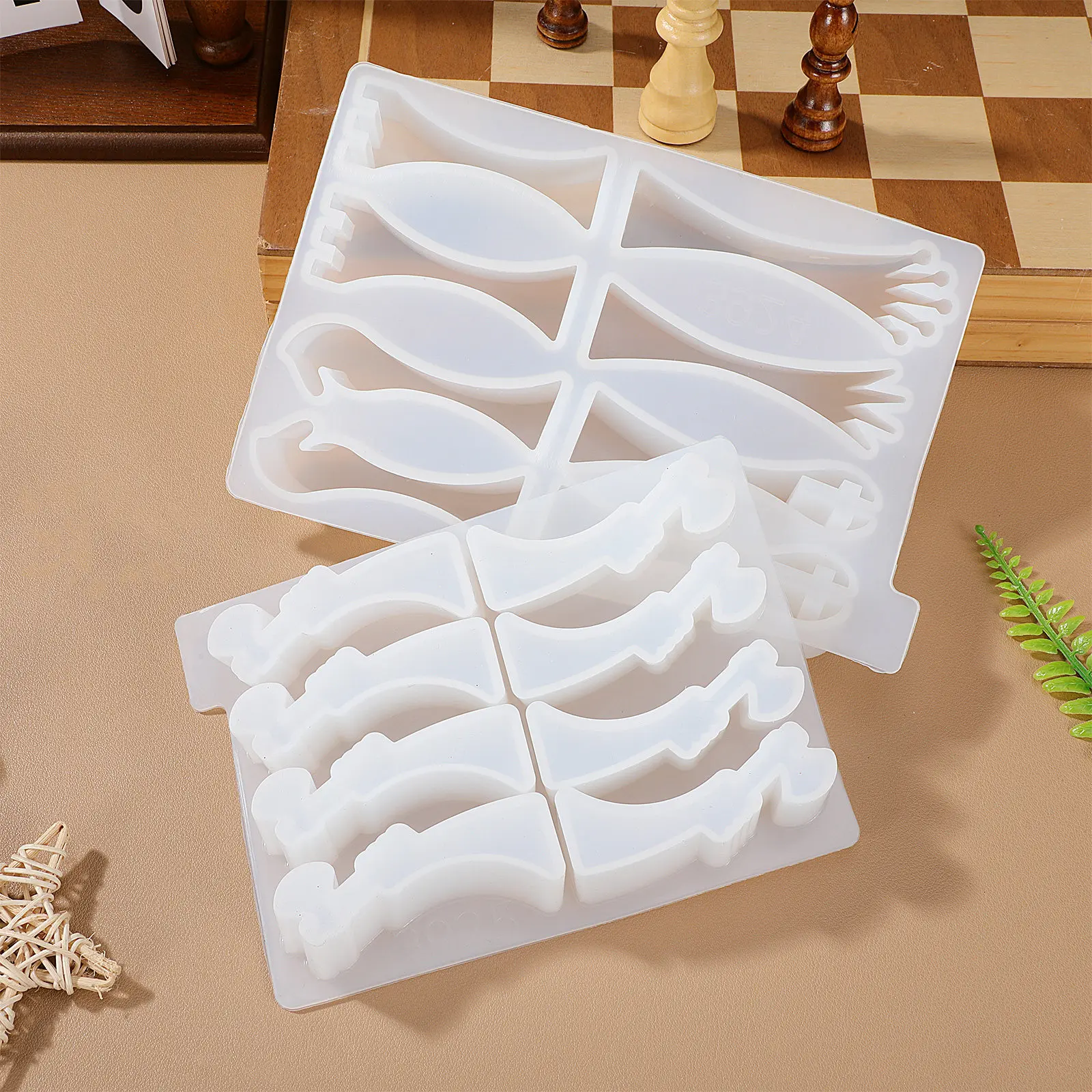 2Pcs Smooth Surface Chess Pieces Moulds Silicone Material for DIY Resin Casting Family Activity Reusable Epoxy view 4