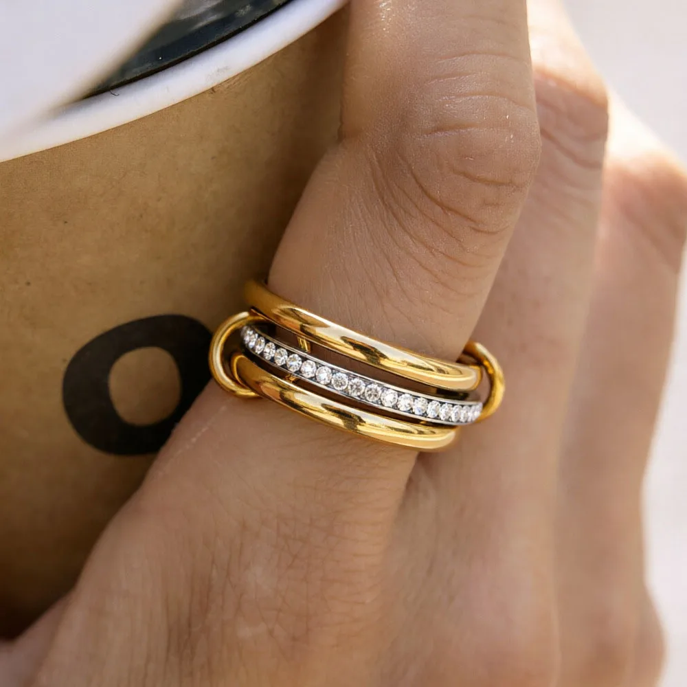 Stainless Steel Interlock Two-Tone Inlaid Zircon Ring for Women Trend Stackable Gold Silver Contrast Color Finger Jewelry Gift
