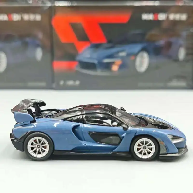 Nieuw op voorraad Masdi 1:64 Mclaren Senna stijl blauw legering speelgoedmodel gegoten hypercar met gedetailleerd interieur voor kerstcadeaus