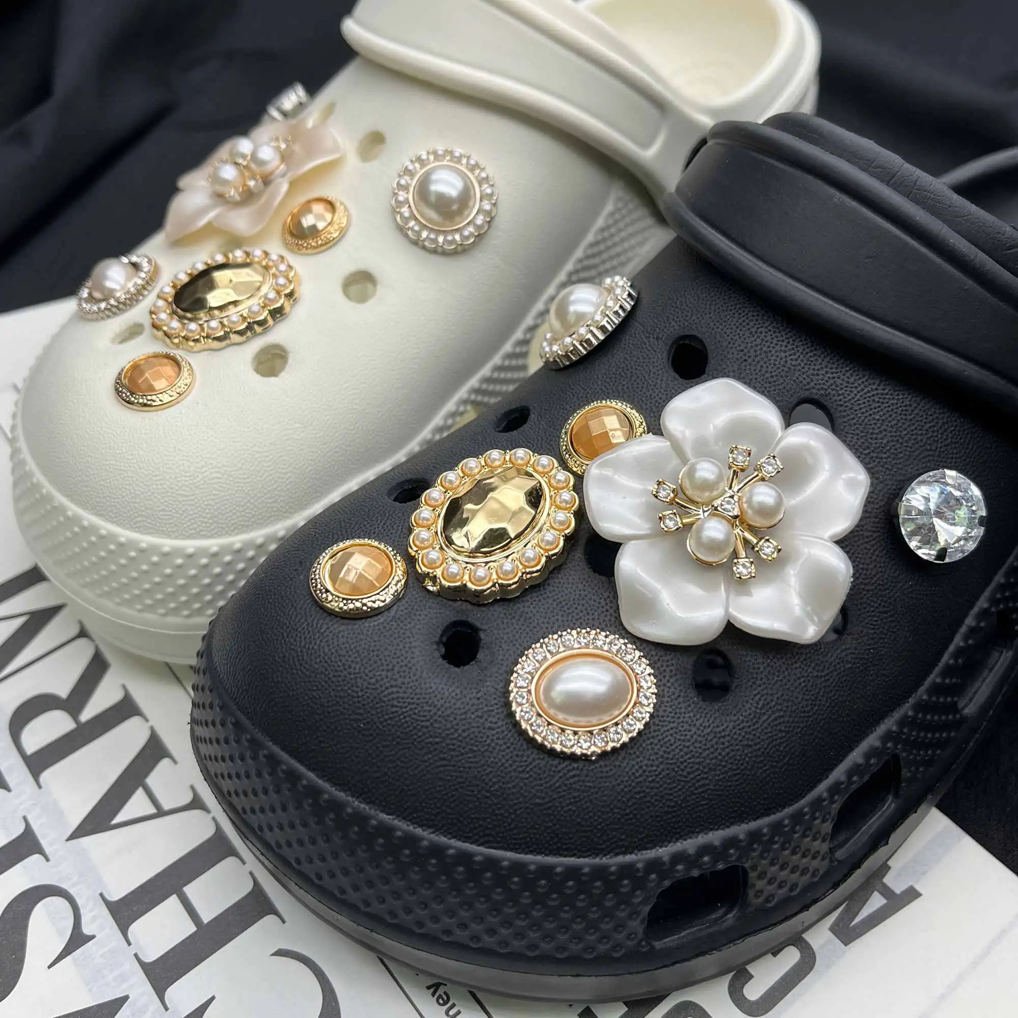 

INS Golden Luxurious Large Flower Pearl Rhinestone Set Shoe Charms for Crocs Garden Sandals Slipper Accessories Clogs Pins Gift