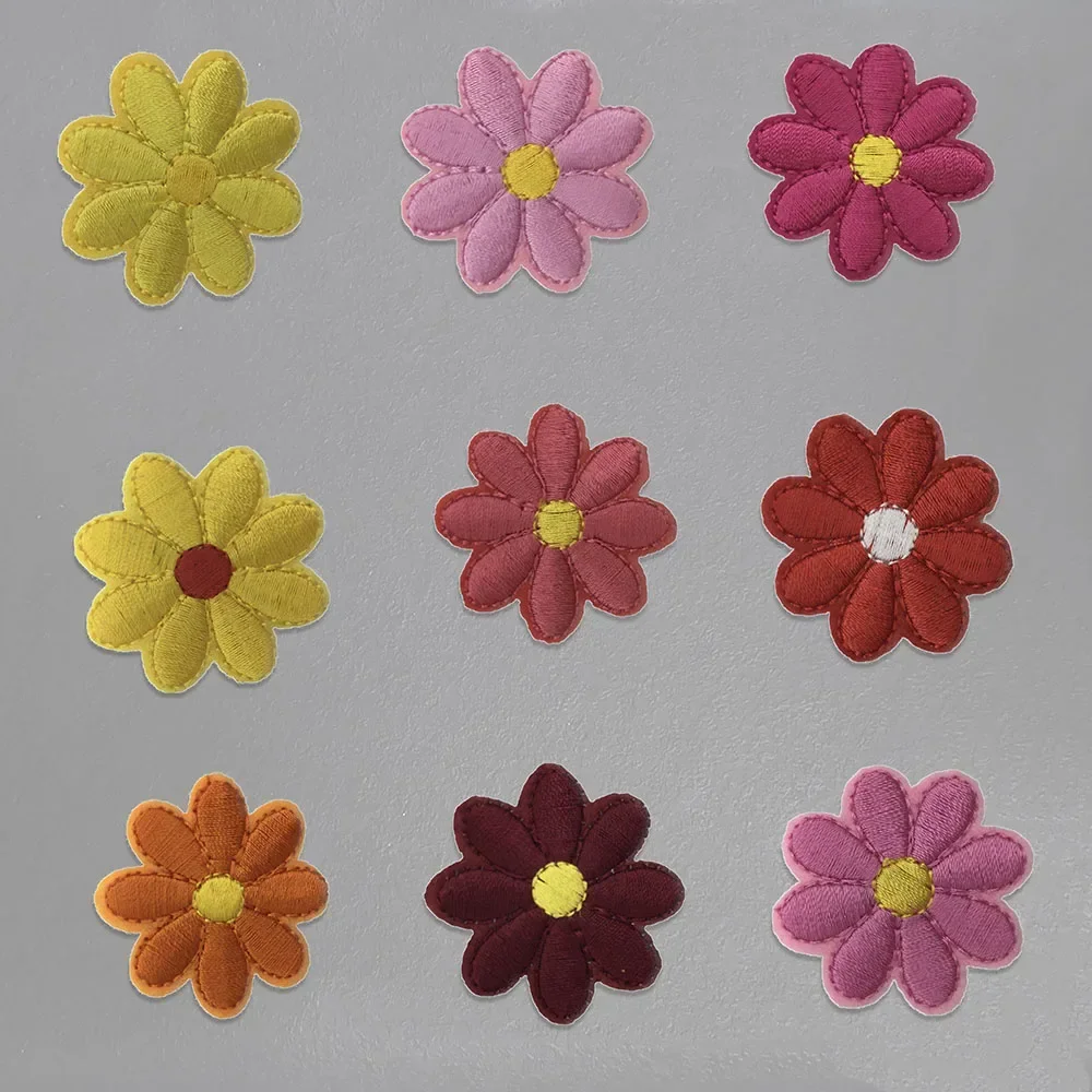 Small Daisy Flower Cloth Stickers Embroidery DIY Clothes Pants Applique Accessories Hot Melt Glue Patch Sewing Hat Accessories