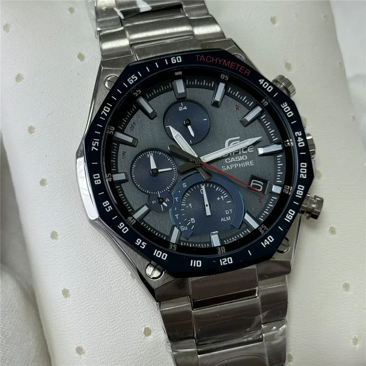 EQB-1100 Men\'s Watch Serie Waterproof and Shockproof Alarm Clock Multi Stainle Steel Dual Screen Watch