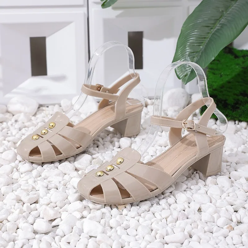 

Новинки лета 2026: Модные женские дизайнерские сандалии из натуральной кожи с круглым носком — повседневные и удобные сандалии на высоком каблуке