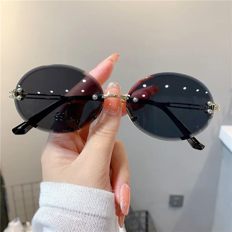 Fashion Retro Rimless Oval Sunglasses for Women Vintage Gradient Multicolor Sun Glasses Luxury Outdoor Travel Sun Shade Eyewear
