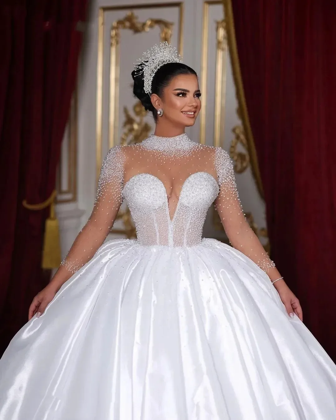 Customized Arabic Dubai Pearls Beaded Ball Gown Wedding Dresses High Collar Long Sleeves Bride Dress Pleat Vestidos De Novia