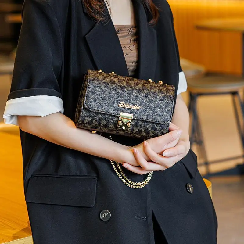 Women's Shoulder Crossbody Bag 2024 Spring and Summer New Entry Luxury Diamond Simple All-match Fashion Trend