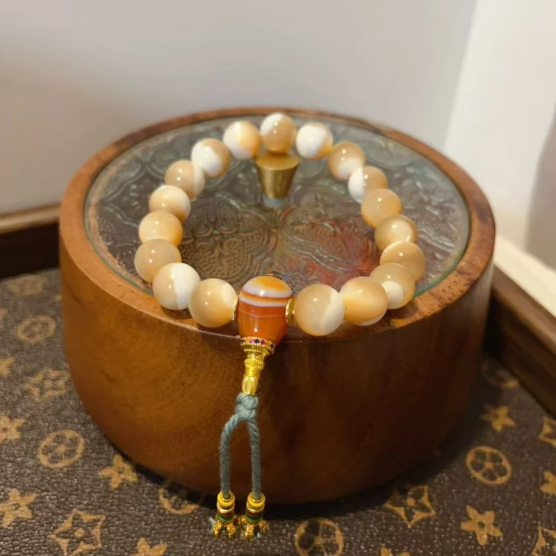 

Old Fish Bone With Agate Integrated Three-Way Bracelet
