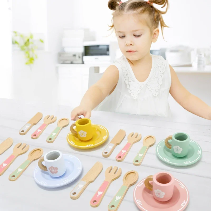 Cucina in legno per bambini Giochi di finzione Set Piatti di simulazione Montessori Piatti Accessori Set da gioco da cucina Giocattolo per bambini dai 3 anni in su