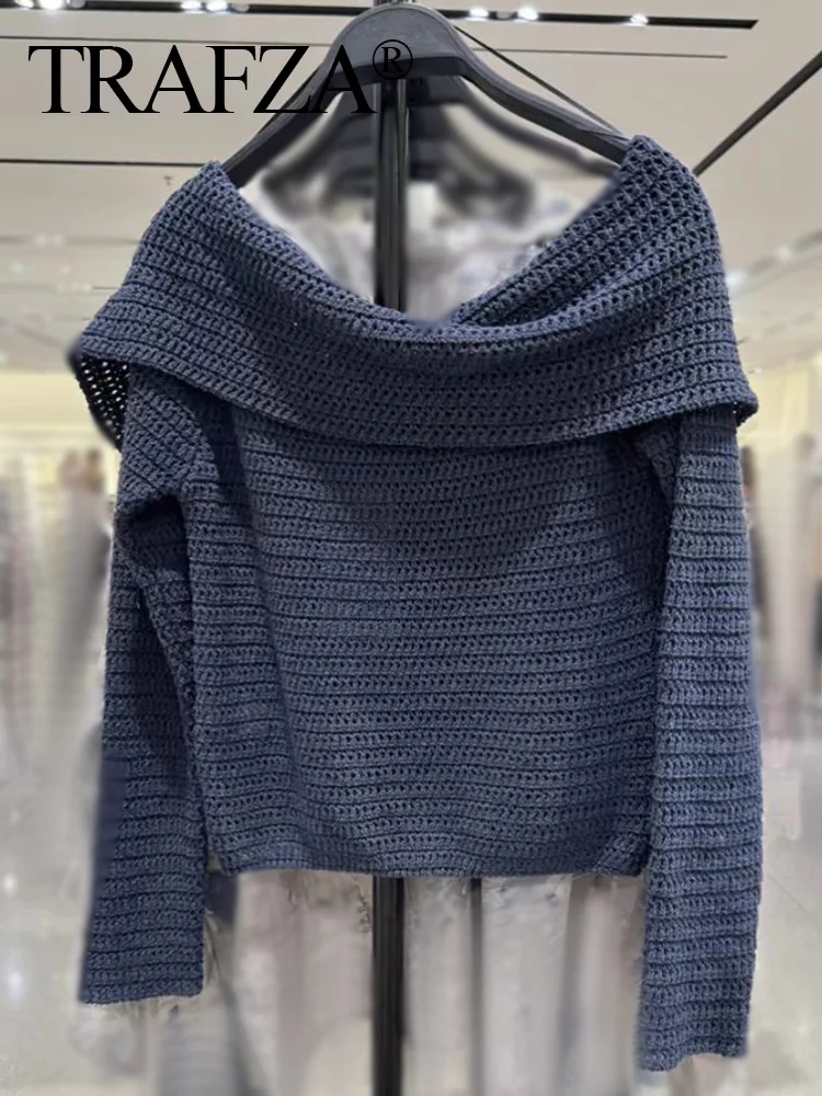 TRAFZA 2024 Female Casual Slim Sweater Top Solid Blue Long Sleeves Single Off Shoulders Breasted Autumn Vinatge Knitted Sweater