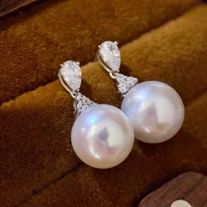 

18k Gold Teardrop Diamond Natural Freshwater Pearl Earrings 11-12mm Round Strong Light Edison Pearl Earrings All-match Style