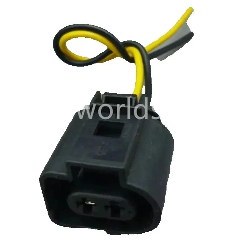 Shhworldsea 2 pin auto Wiper Washer Fluid Pump Pigtail Wiring Plug Connector Car horn socket 1J0973722 For VW Jetta Golf GTI MK4