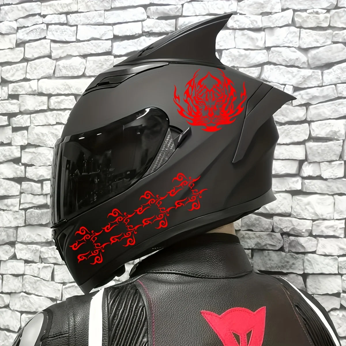 

2PCS Tribal Tiger Head Pattern Car Motorcycle Sticker Decal for Auto Moto Fierce Spirit Styling Decorative Accessory