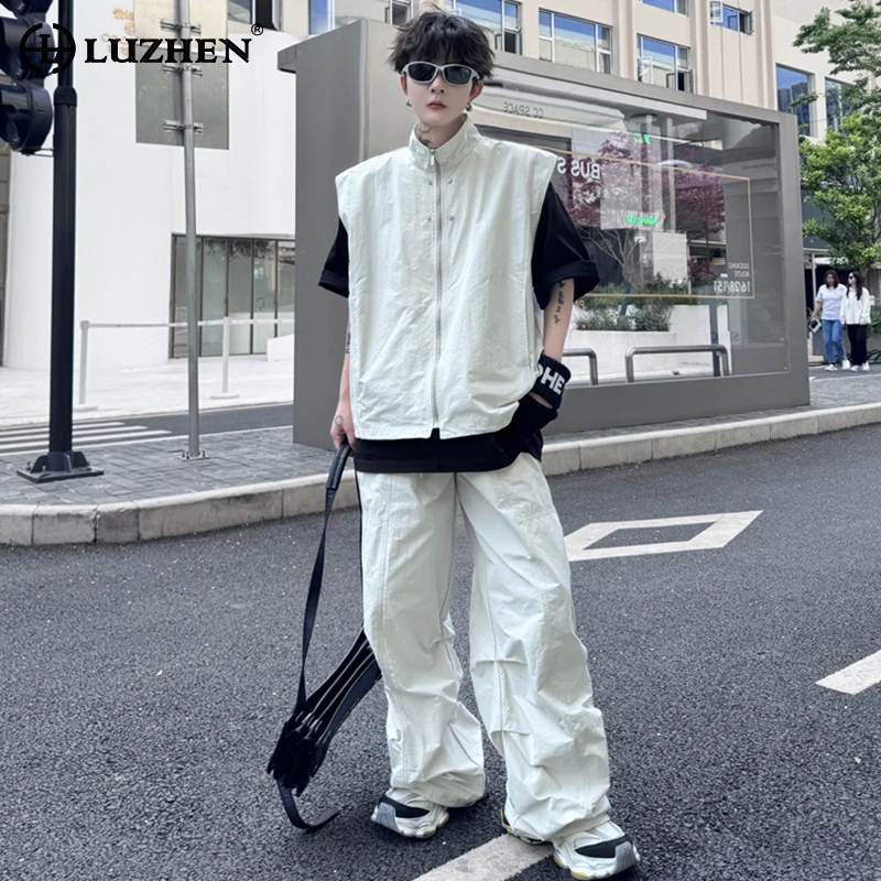 

LUZHEN Rivet Decorate Personalized Trendy Sleeveless Vests Two-piece Sets Original New Men Stylish Street Straight Pants LZ3471