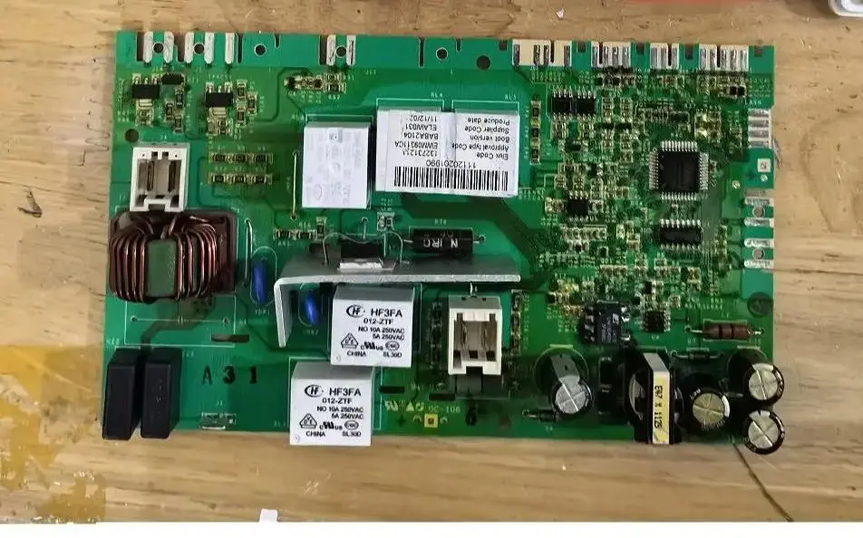 Utilisé pour la machine à laver à tambour Electrolux 132731203   carte mère EWM09311CA carte d'ordinateur 132731211   BABA2104