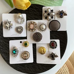 New Exquisite Brooch Set Elegant Socialite Vintage Baroque Pearl Men's And Women's Clothing Accessories, Badges Buckle Pins