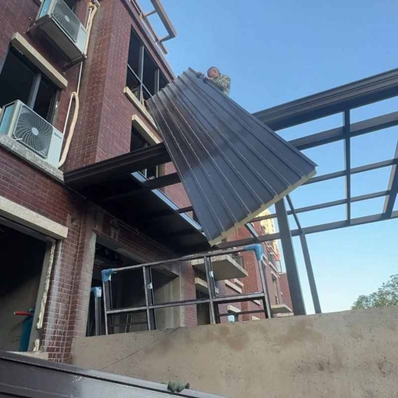 

Большая стена, изолированная алюминиевая крыша, панель, солнцезащитный навес для солнечной комнаты - энергоэффективное решение для крыши