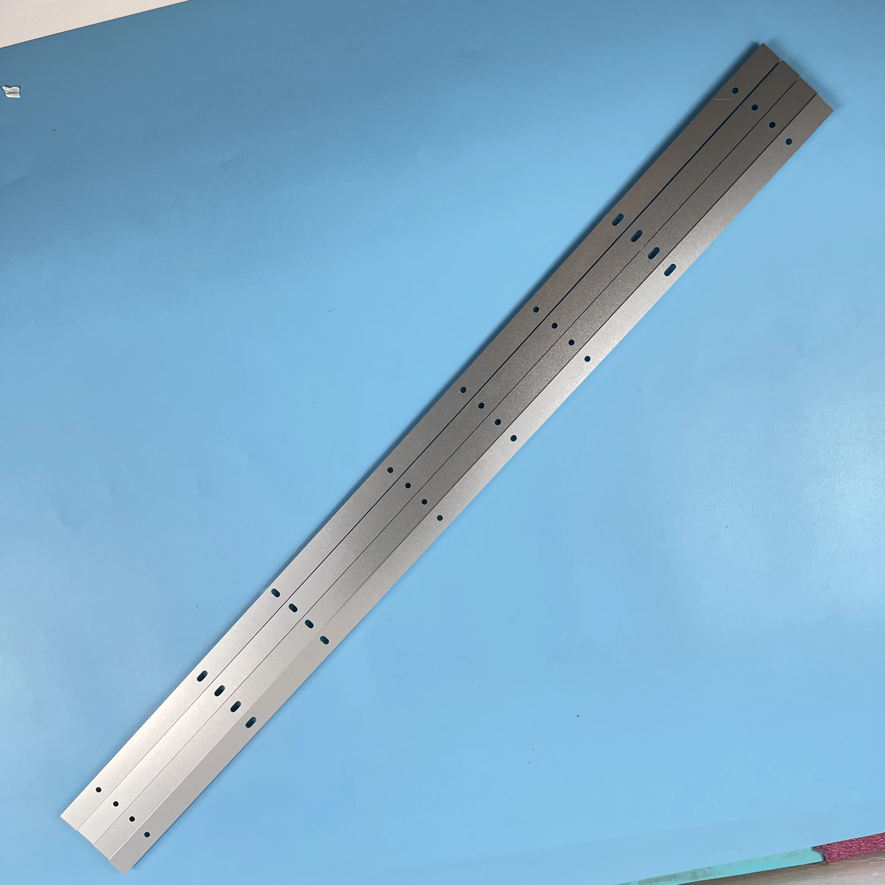 Pasek podświetlenia LED do Erisson 39LES64 39LEE30T2 LED3903 MS-0818 V4 180 DT0- 391900 -1H CX39D10-ZC21FG-02 303CX 390039 SN039LED071