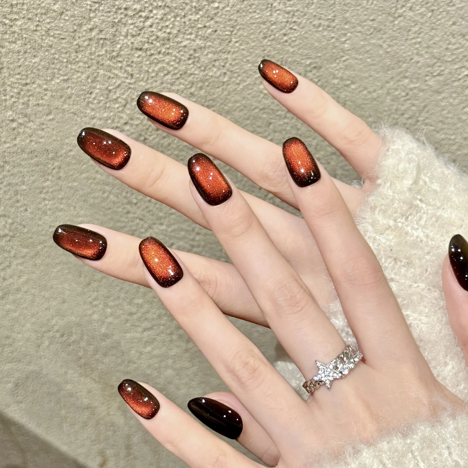 Amber Gradient Handmade Press on Nails Glitter Velvet Cat's Eye Fake Nails Decor Wearable Flash Retro Falsche Nägel für Frauen Mädchen