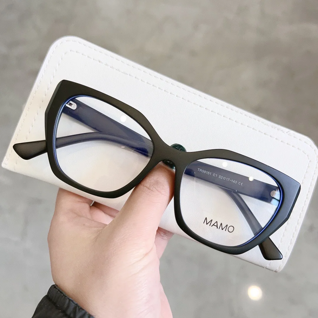 

Cat Eye Glasses Butterfly Fashion Retro Eyeglasses Ultra Light TR90 Transparent Optical Prescription Frames Woman New