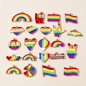10pcs novo esmalte colorido arco-íris charme para brinco pulseira colar LGBT arco-íris coração bandeira pingente jóias fazendo acessórios 10 principais vendas lgbt pingentes - №8