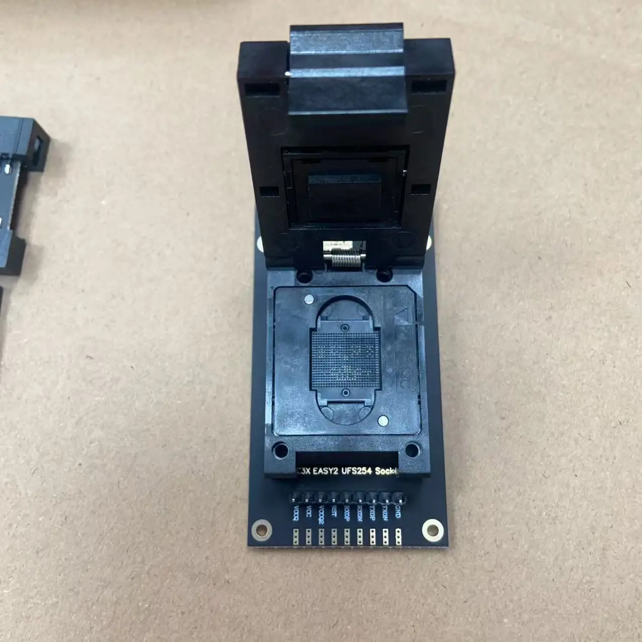 

Easy-Jtag Plus BGA 254 UFS Socket Adapter for EASY JTAG PLUS BOX