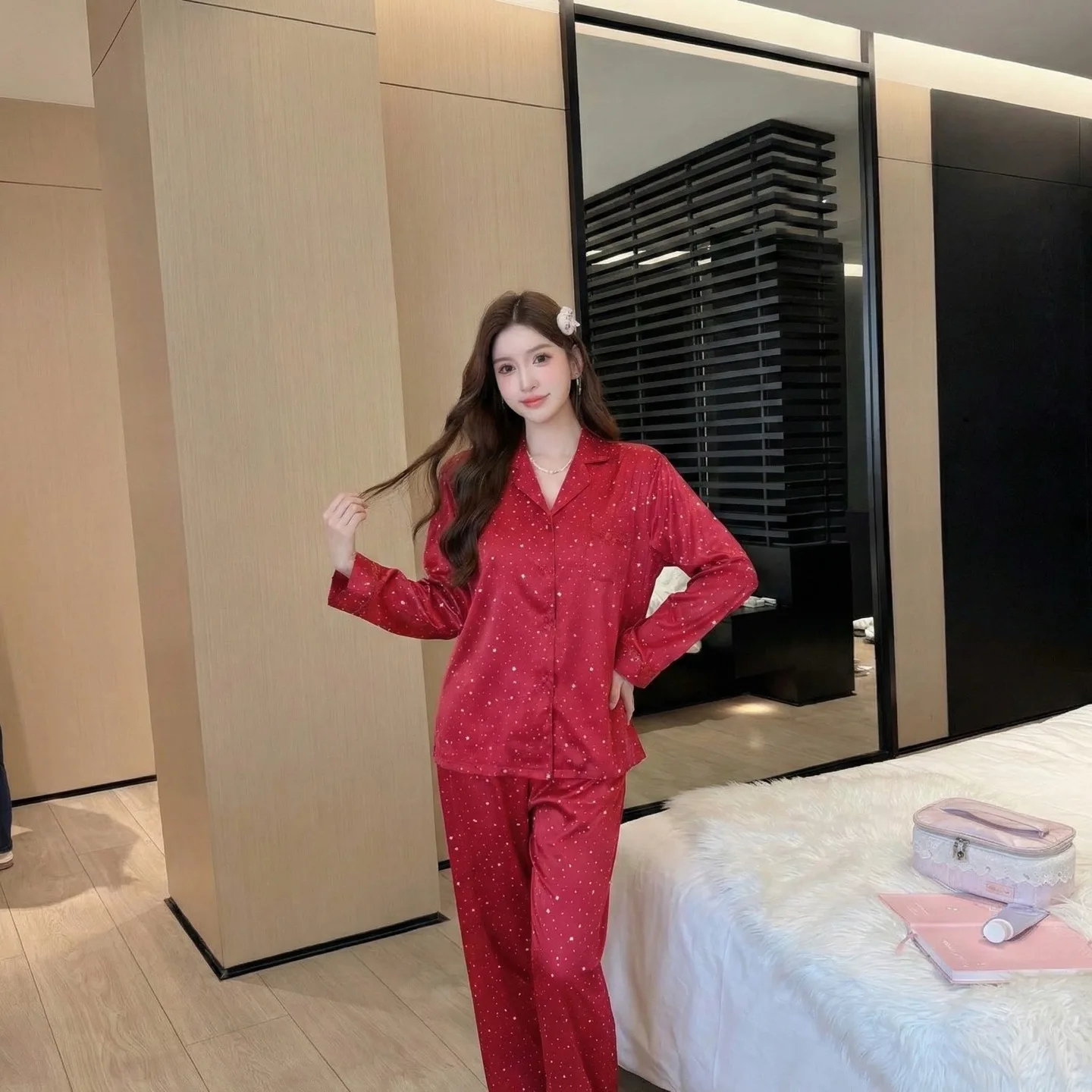 

Spring and Autumn Ice Silk Long Sleeve Pajamas New Sweet Five-Pointed Star Homewear Set