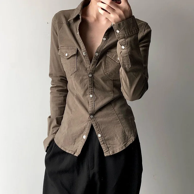 

Zeyla Vintage Pleated Lapel Denim Shirt Women Slim Fit Button-Down Brown Long Sleeve Top for Autumn Winter Maillard Outfit