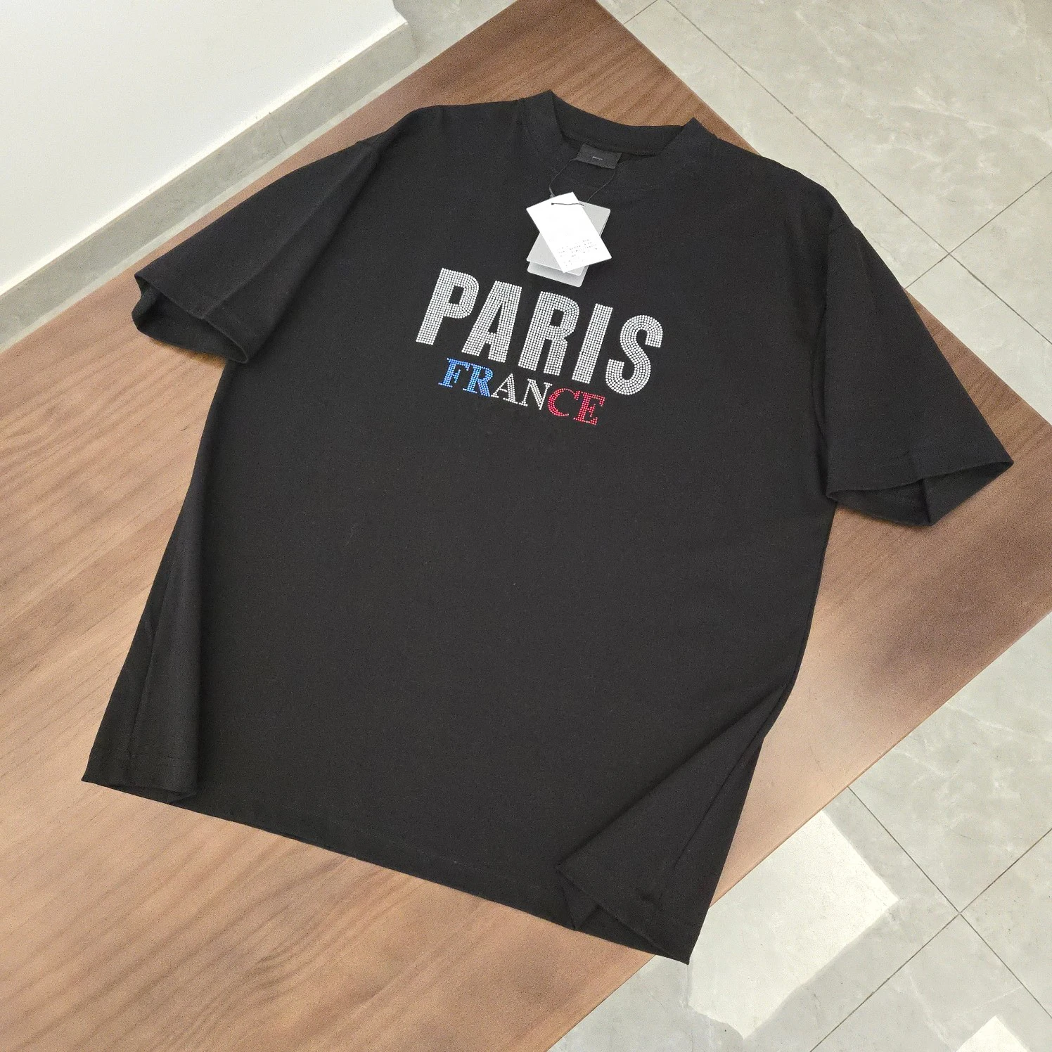 Best Version 24SS Luxury Paris France Diamonds T shirt Men Women Hiphop Oversized Men Casual Cotton Summer Style T-Shirt