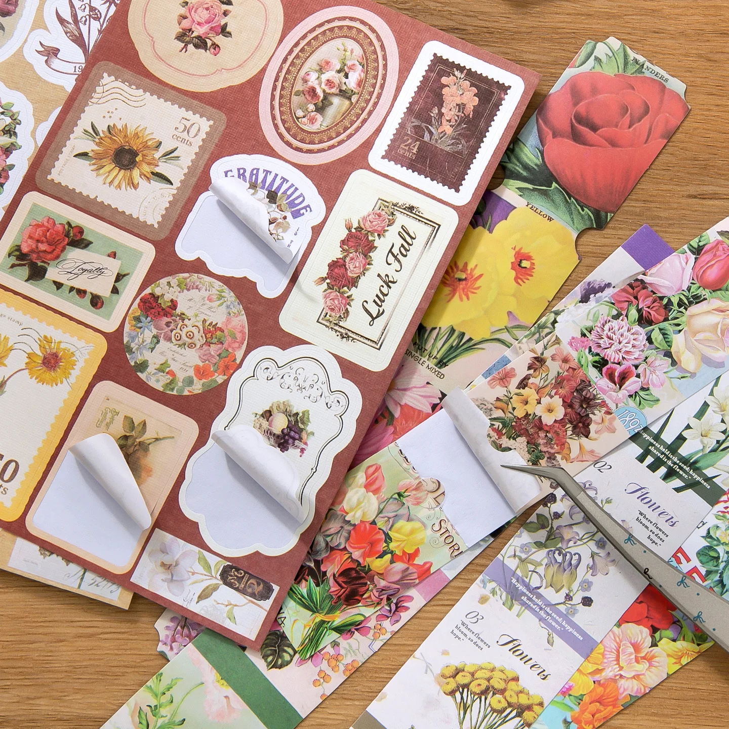 مجموعة مواد ملصقات دفتر التصوي - مراجعة Sticker Sheet Set وسعره