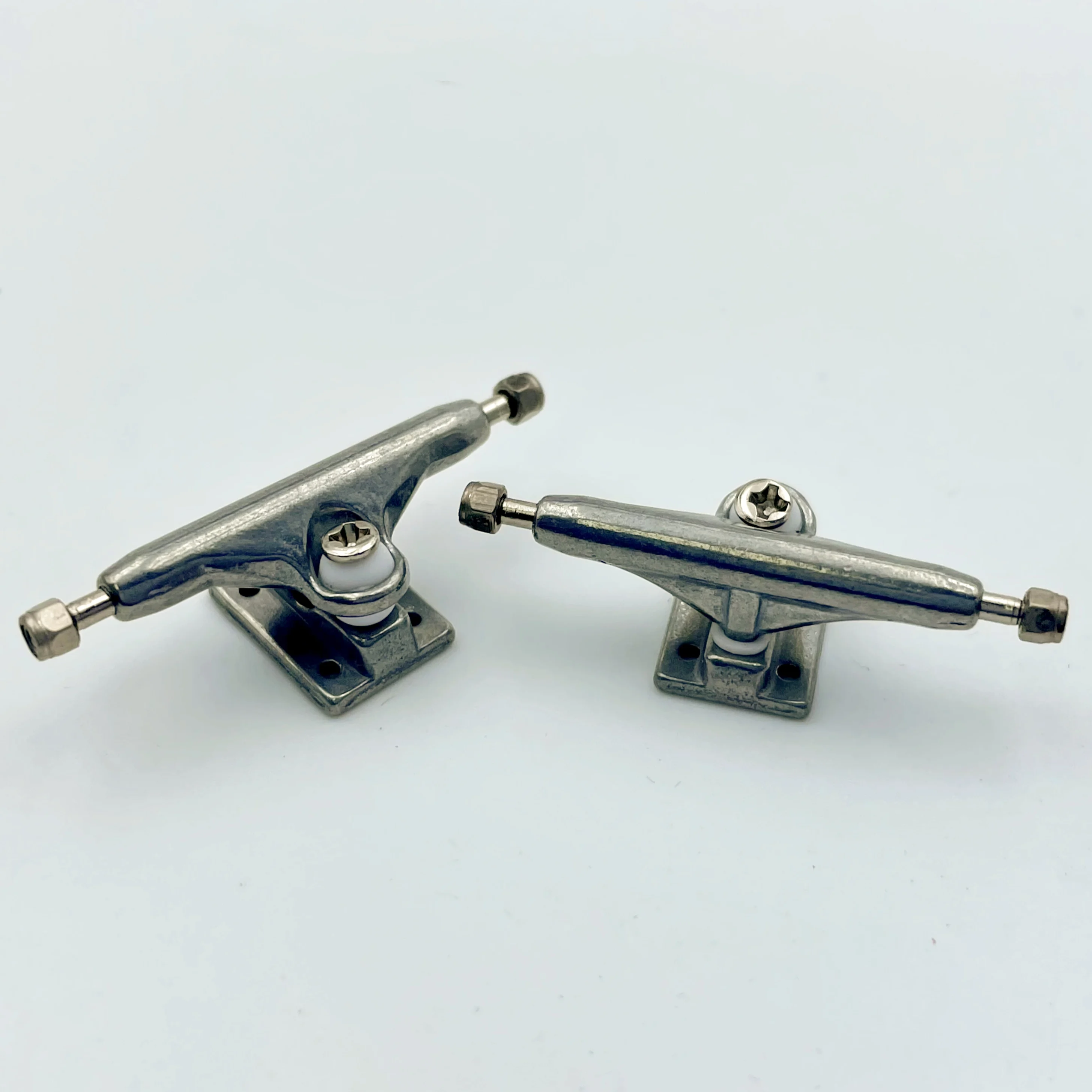 29mm 32mm 34mm Fingerboard Trucks New Model for Finger Skateboard