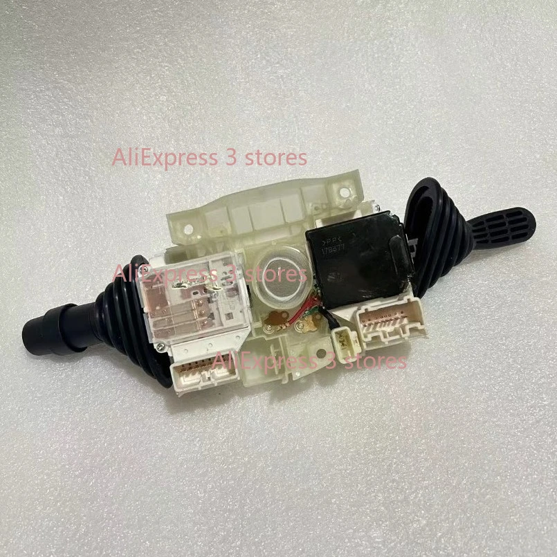 8FB10~30 for toyota forklift light shift gears combination switch  57470-12471-71 57470-12470