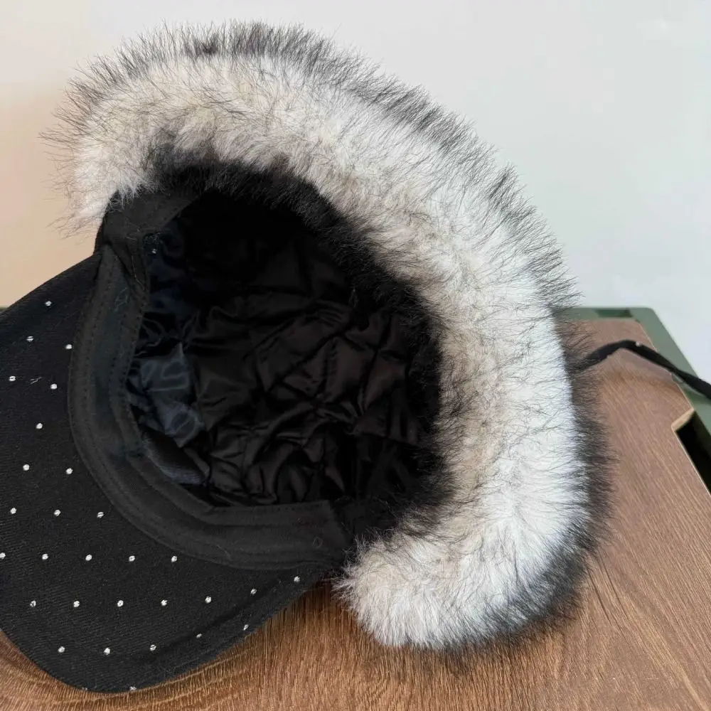 Modna, ciepła, pluszowa czapka bejsbolówka z uszami misia, urocza czapka chroniąca przed uszami, wełniana czapka retro w grochy Lei Feng na jesień.