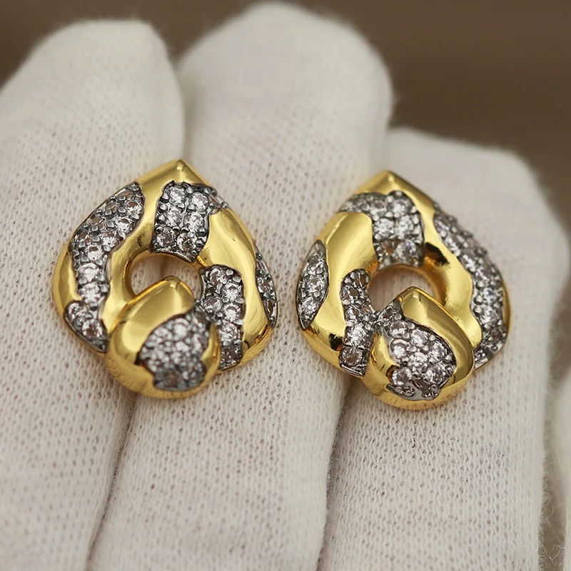 New Sight Design Crystal Heart Stud Earrings for Women Fashion Brand Jewelry Unique Zirconia Leaf Earrings