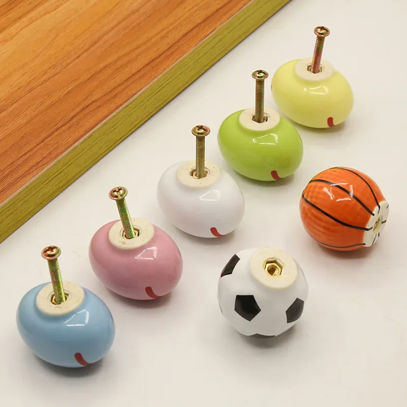 Красочная дверная ручка шкафа, футбол, баскетбол, футбол, детская комната, милая керамическая ручка, мультяшный ящик, ручка с одним отверстием
