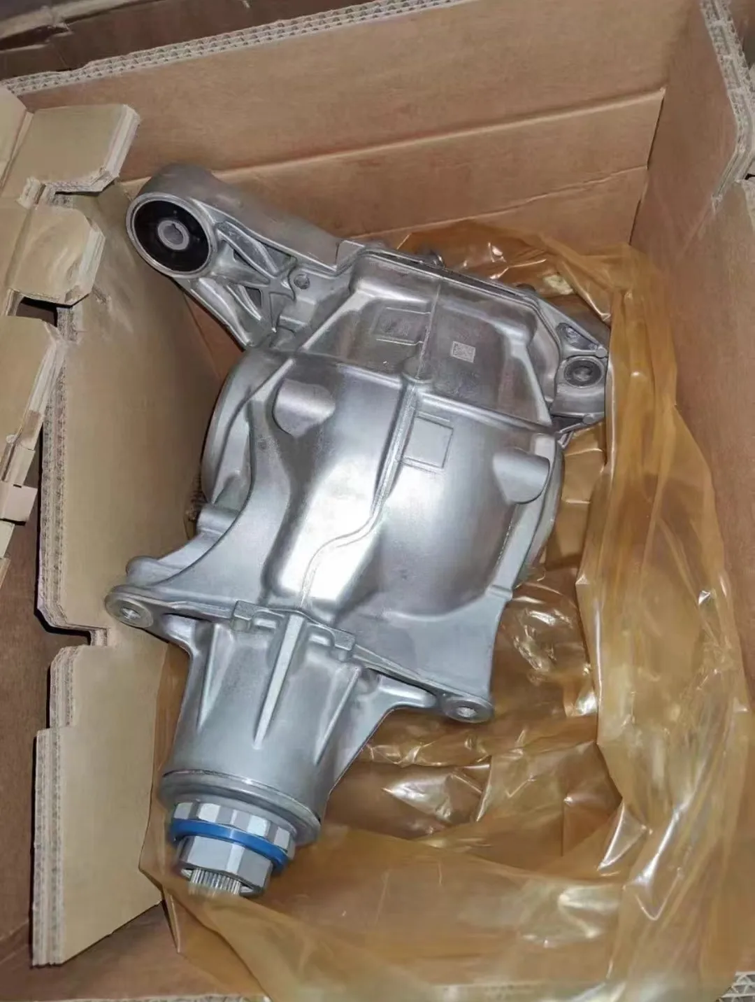 

OGDEN Rear Differential 3.08 For G70 760ex 33108839889 33108861854 8839889 8861854