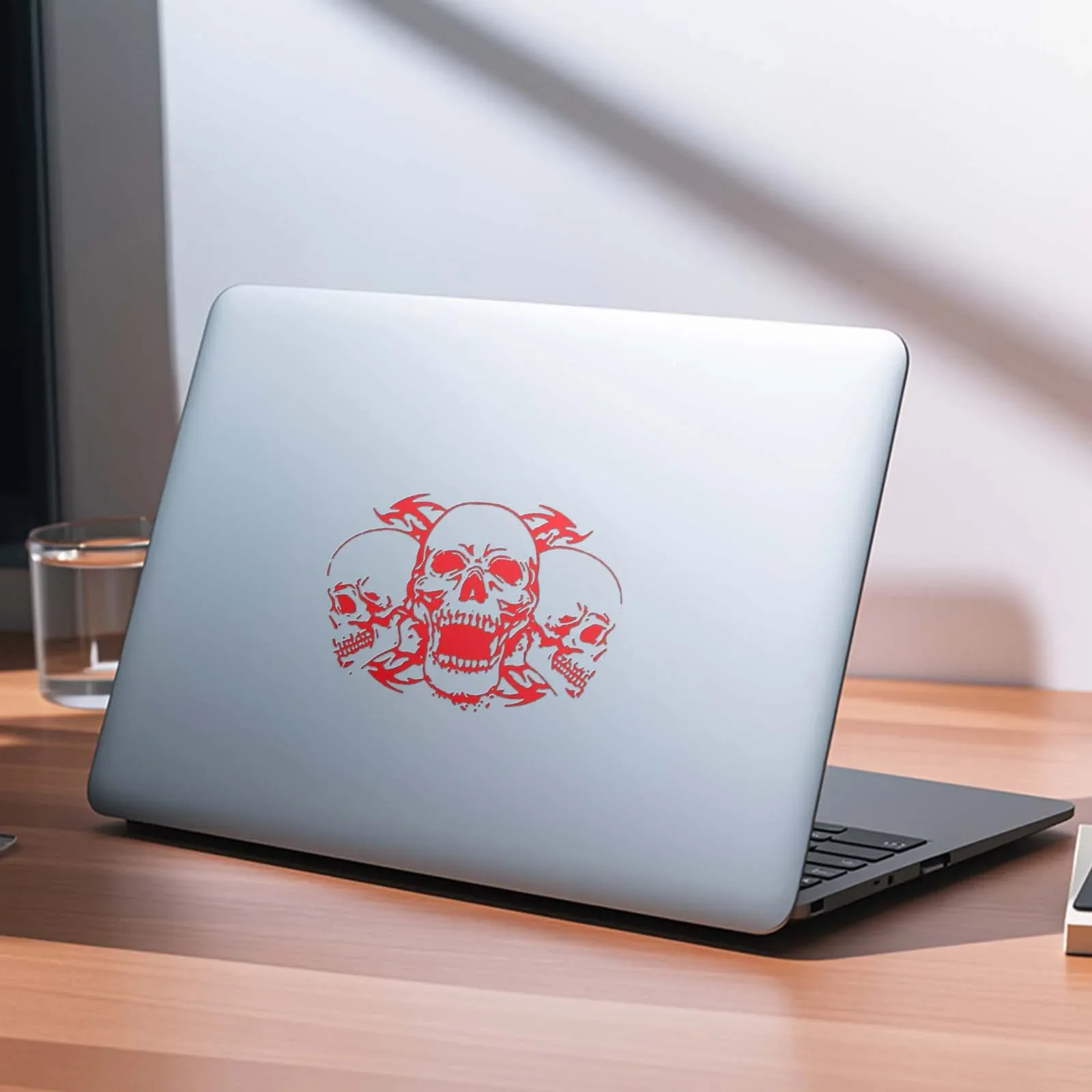 4 unids/set calcomanía trío de calavera de moda-diseño gótico llamativo para dispositivos de vehículos-accesorio de vinilo duradero impermeable