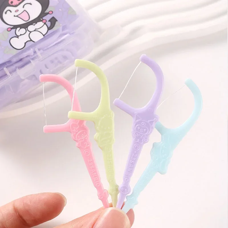 Miniso Sanrio Fine and Elastic Fruit Flavor Dental Floss Stick Cute Round Thread Box Portable Teeth Picking Girl Heart