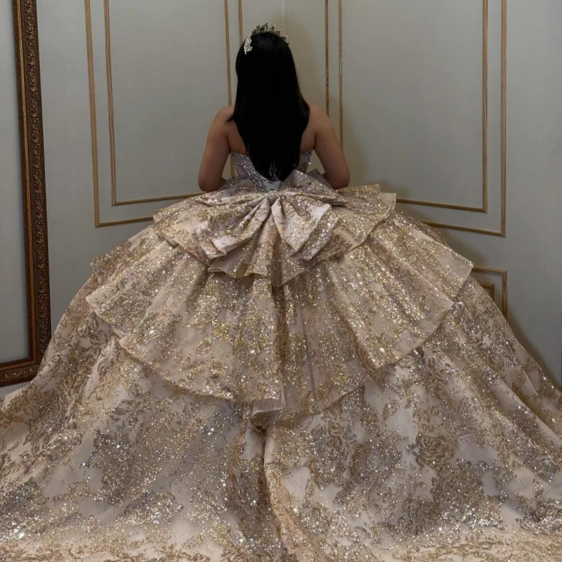 Robes de Quinceanera brillantes or Rose, robe de bal, épaules dénudées, paillettes appliquées, dentelle, perles, nœud en cristal, Corset, fête d'anniversaire