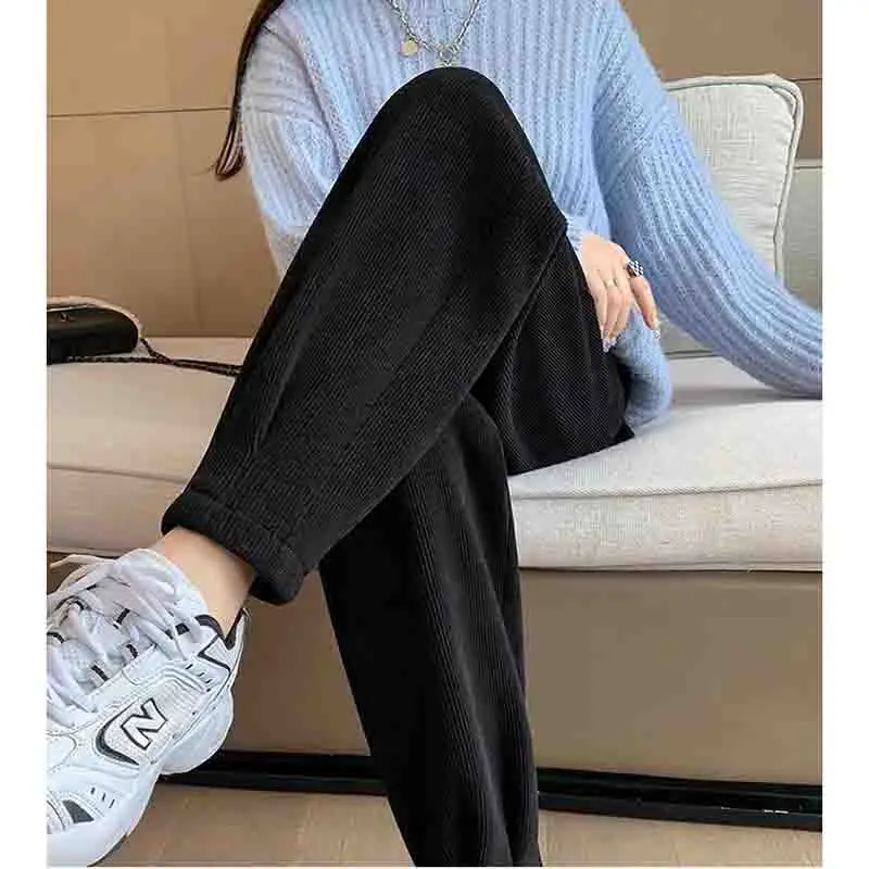 

2024 Women New Leisure European Cotton Fleece Sports Pants Female Korean Fashionable And Versatile Corduroy Harlan Carrot Pants