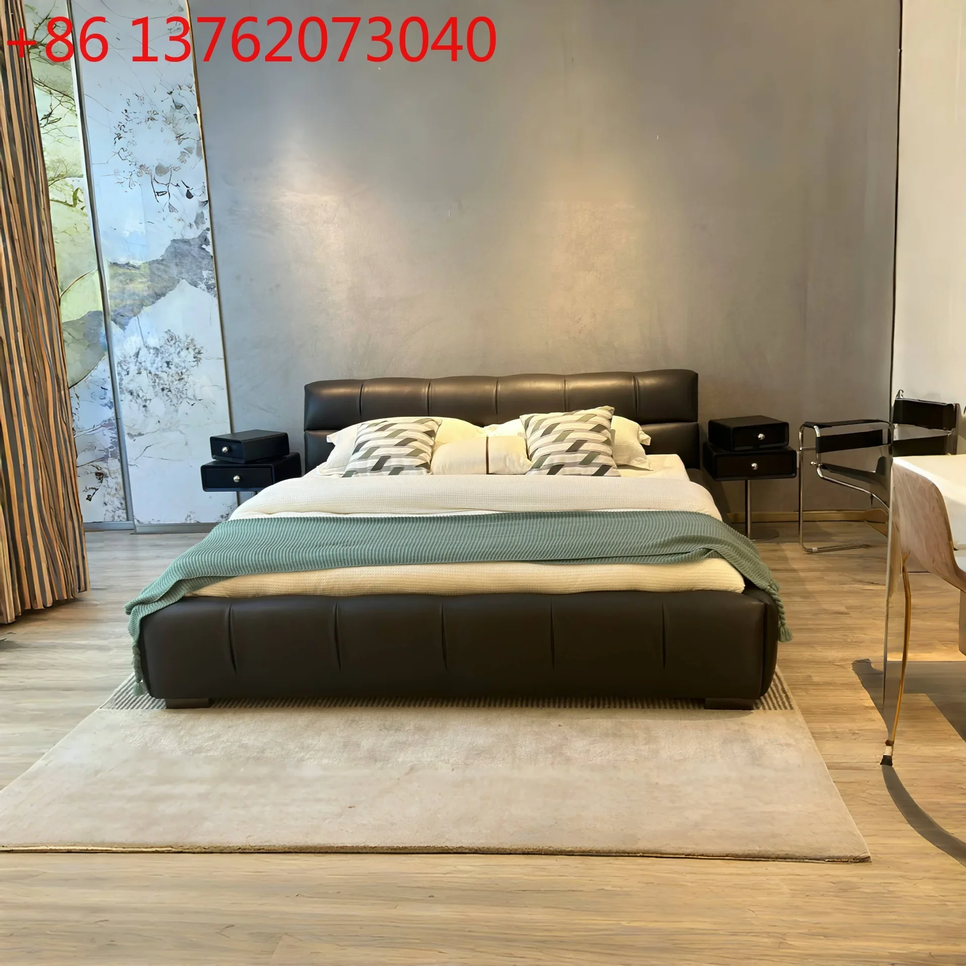 

Ретро-кровать с подвесным кожаным изголовьем в итальянском минималистичном средневековом стиле для главной спальни, с функцией хранения, цвет кремовый