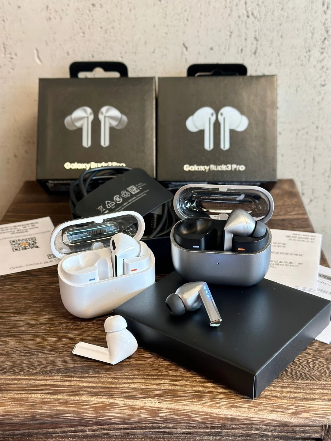 

New Luxury Earbuds Galaxy Buds3pro Bluetooth Headphones in-ear Comfort Perfect Gift in-ear ANC Sports Learning Noise Cancelling
