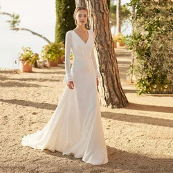 Charming Holy Boho Wedding Dresses Beach 2024 Bride Dresses Long Sleeves Bridal Gowns V Neckline Wedding Gowns Summer Latest